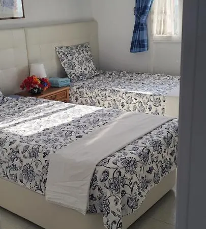 Acuario Shared Flat Piso Compartido Est Partage الشقة مشتركة * בנאלמדנה