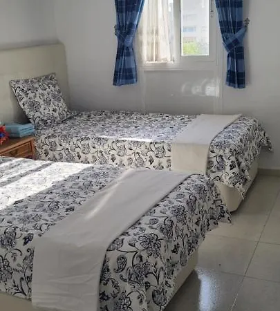 Acuario Shared Flat Piso Compartido Est Partage الشقة مشتركة בית אירוח בנאלמדנה